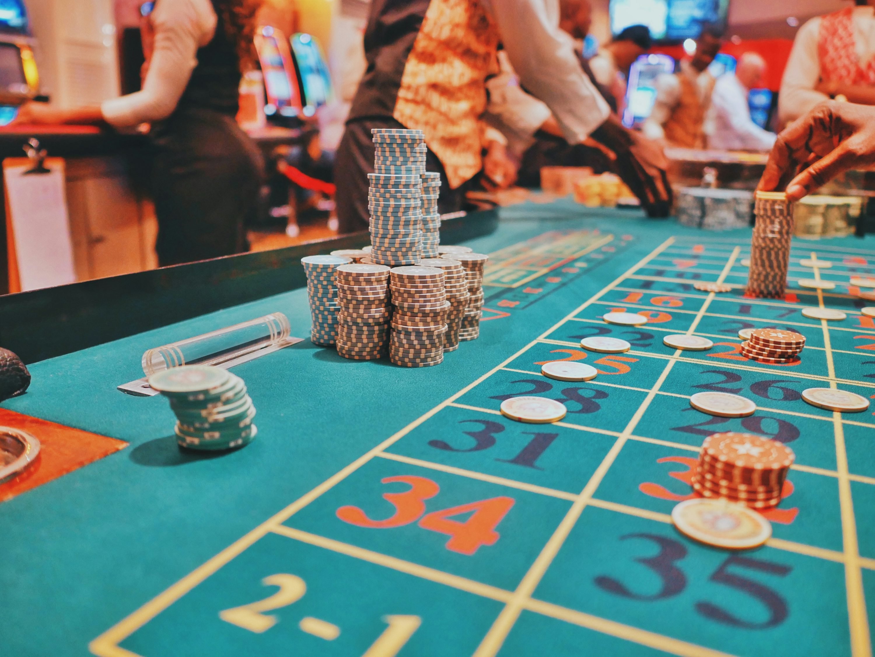 rkgg99 Live Casino suasana meja permainan langsung dengan dealer profesional dan antarmuka modern untuk pemain Indonesia
